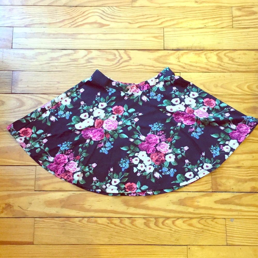 Black floral swing skirt